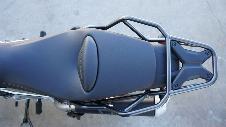 2023 Moto Guzzi V85 TT Guardia d'Onore