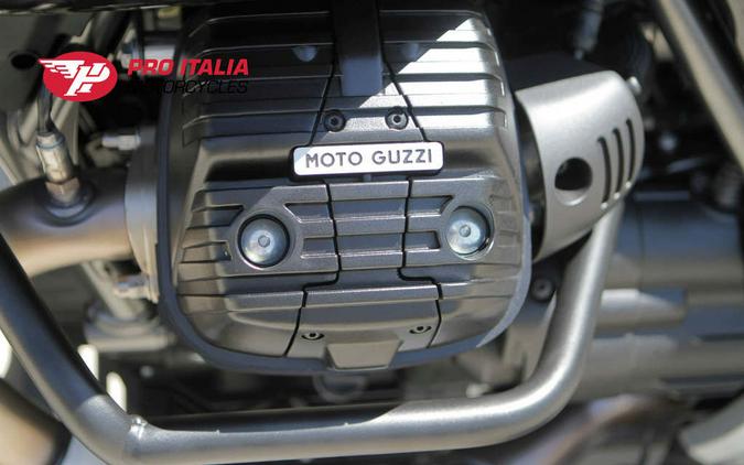 2023 Moto Guzzi V85 TT Guardia d'Onore