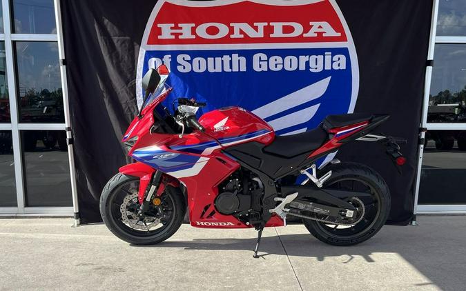 2025 Honda CBR500R ABS