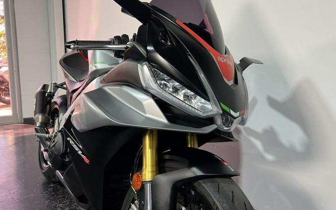 2022 Aprilia RSV4 1100