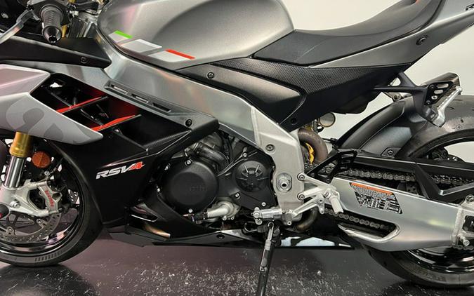 2022 Aprilia RSV4 1100