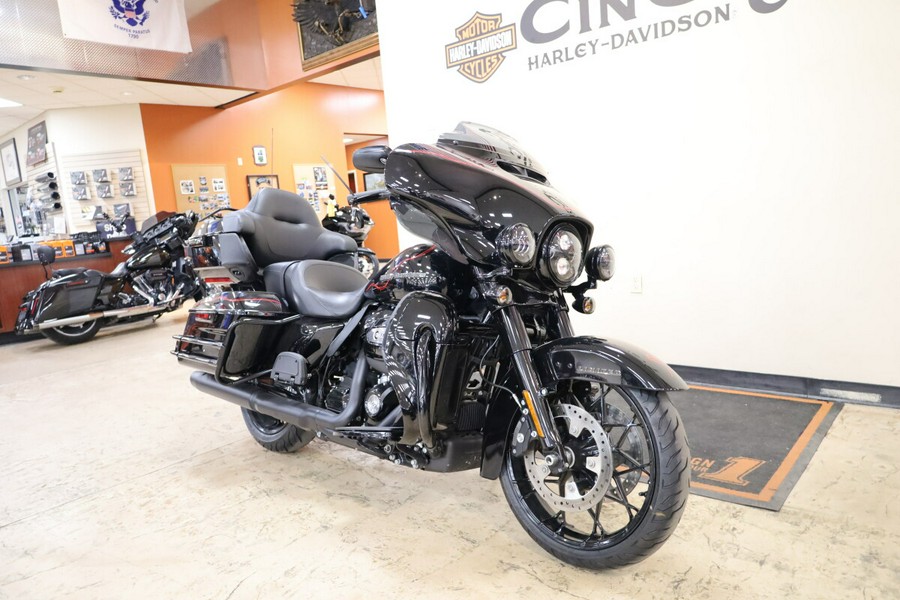 2021 Harley-Davidson® Ultra Limited Vivid Black