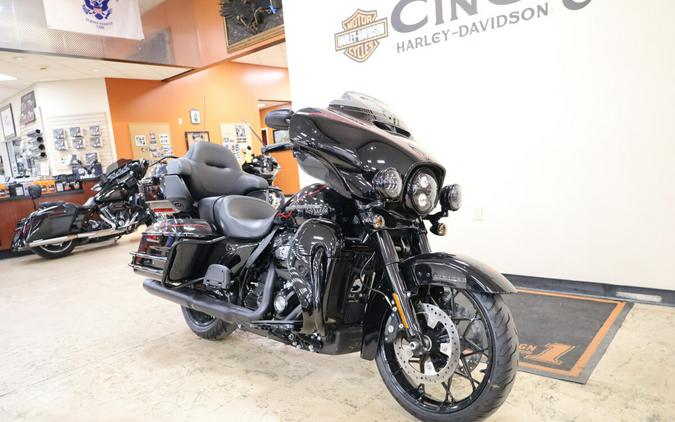 2021 Harley-Davidson® Ultra Limited Vivid Black