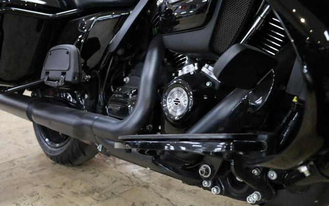2021 Harley-Davidson® Ultra Limited Vivid Black