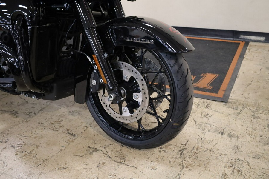 2021 Harley-Davidson® Ultra Limited Vivid Black