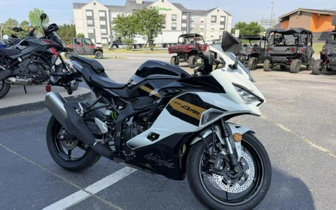 2026 Kawasaki Ninja® ZX™-4RR ABS