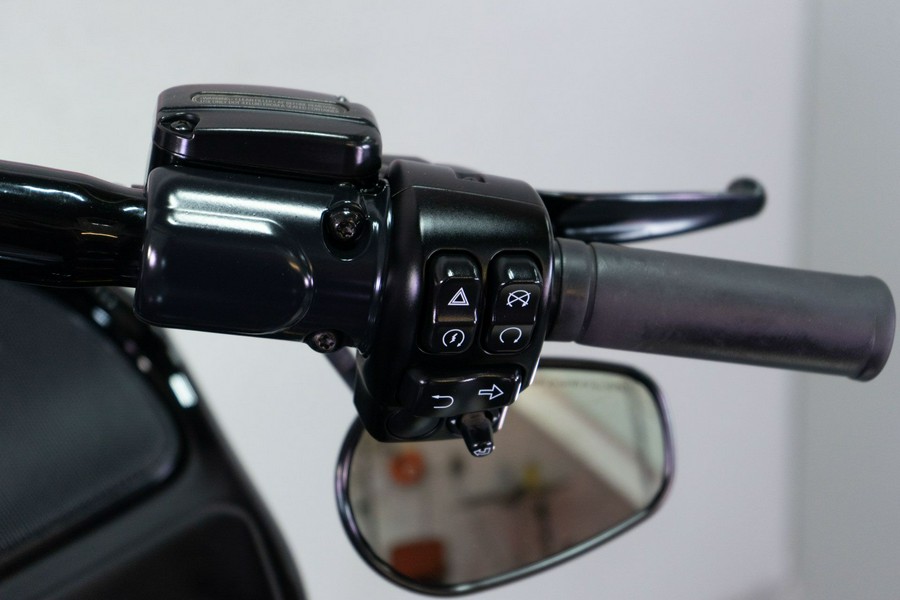 2021 Harley-Davidson Road Glide® Special