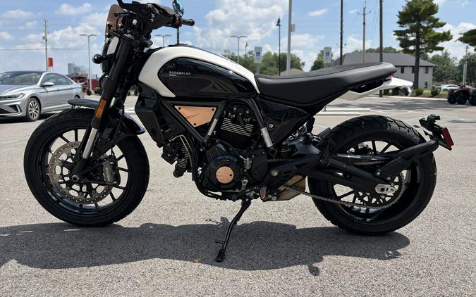 2025 Ducati Scrambler Icon
