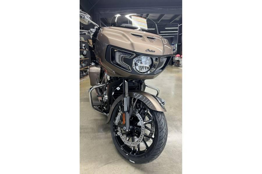 2026 CHALLENGER LT 112 - Indian Motorcycle