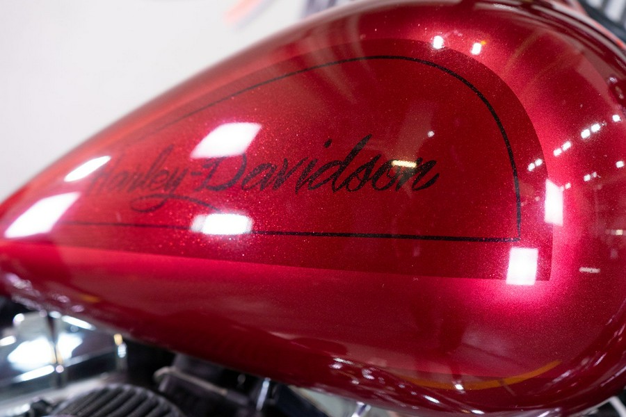 2006 Harley-Davidson Dyna™ Super Glide® Custom
