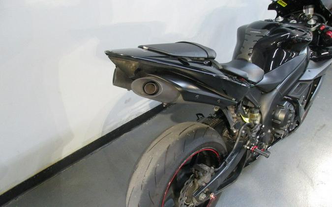 2005 Yamaha YZF R1