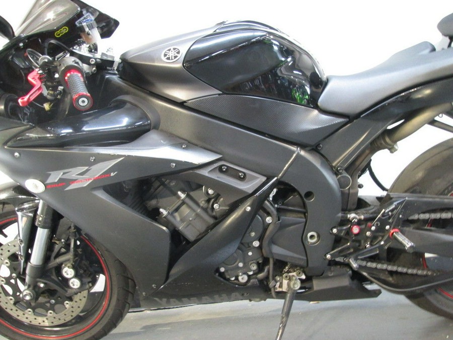 2005 Yamaha YZF R1
