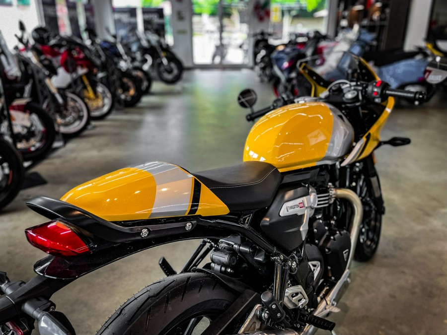 2026 TRIUMPH THRUXTON
