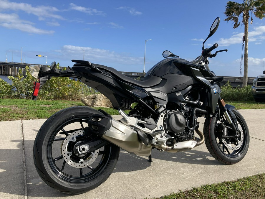 2024 BMW F 900 R