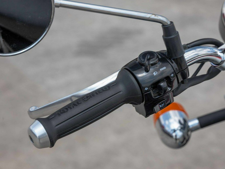 2024 Royal Enfield Twins INT650