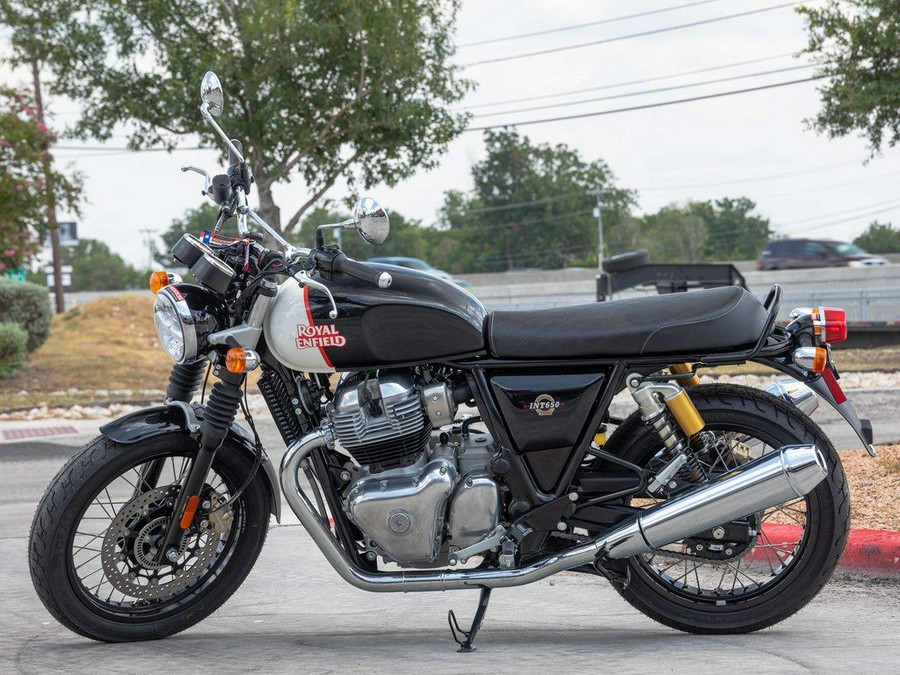 2024 Royal Enfield Twins INT650