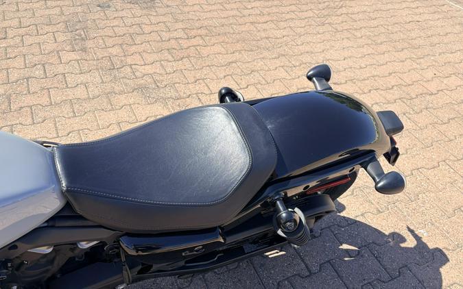 RH975 2024 Nightster™