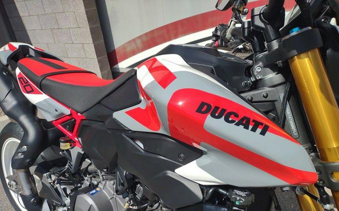 2026 Ducati Hypermotard V2 SP