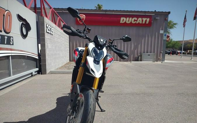 2026 Ducati Hypermotard V2 SP