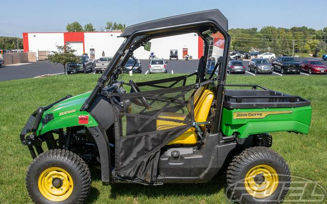 2022 John Deere Gator XUV560E 2-Passenger