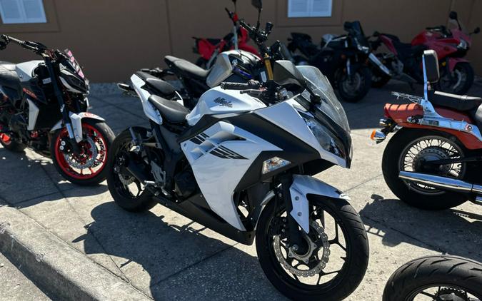 2017 Kawasaki Ninja® 300 ABS