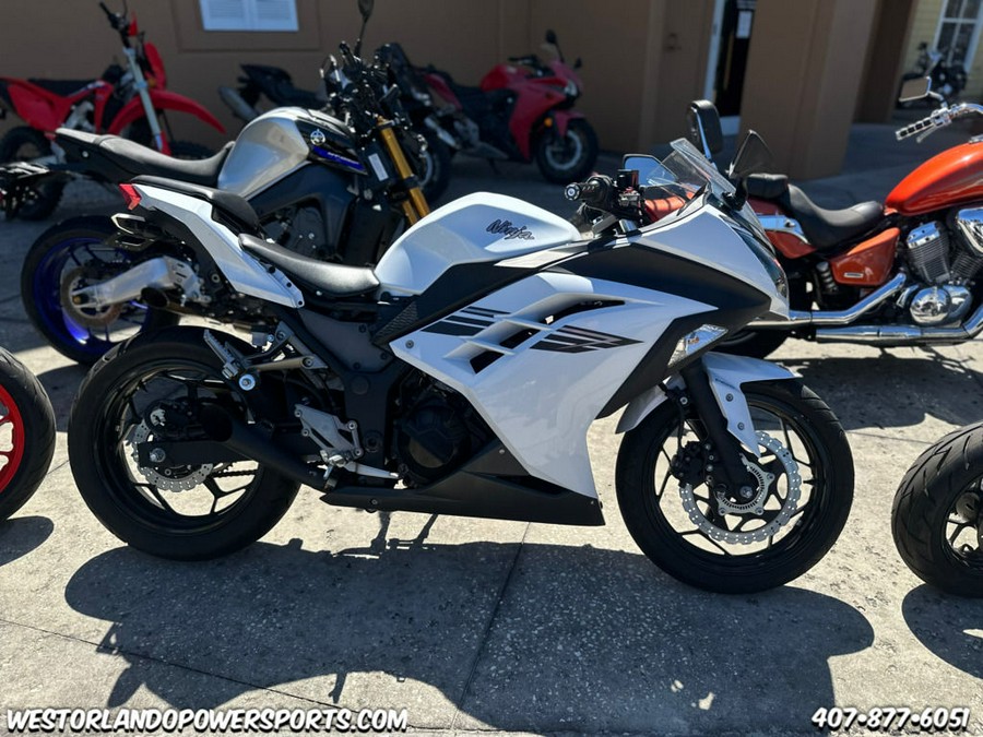 2017 Kawasaki Ninja® 300 ABS