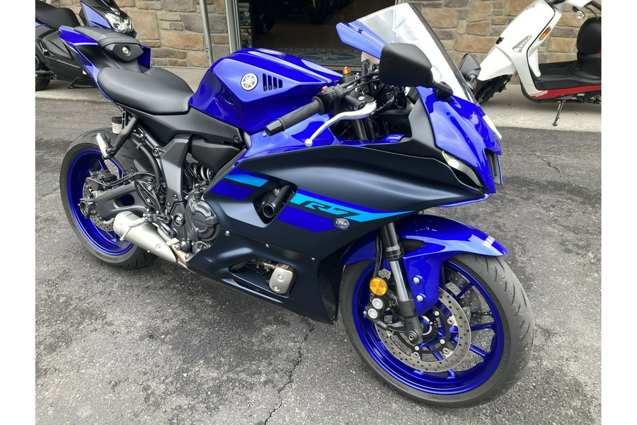 2024 Yamaha YZF R7