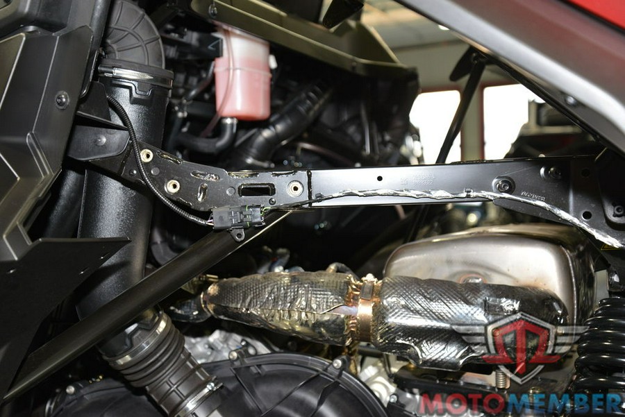 2025 Can-Am Commander MAX XT 1000R