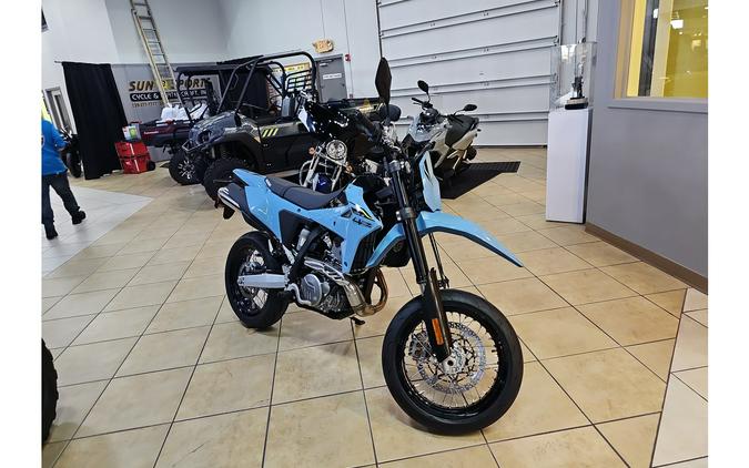 2025 Suzuki DR-Z 4SM Base