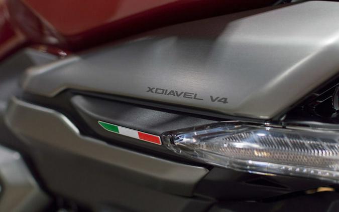 2026 Ducati XDiavel V4 Burning Red