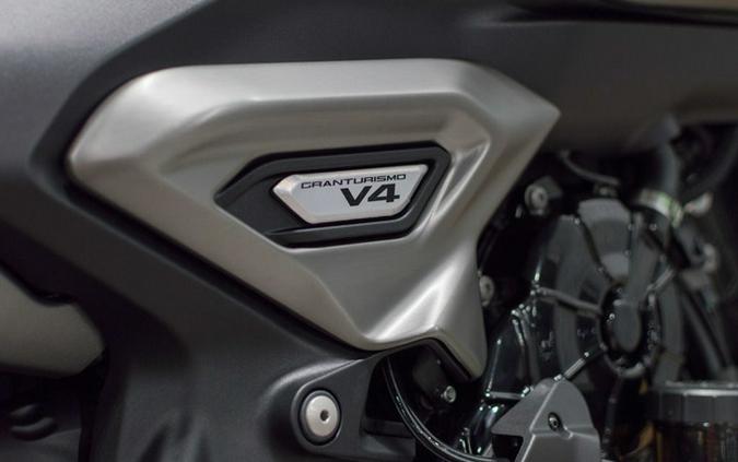 2026 Ducati XDiavel V4 Burning Red