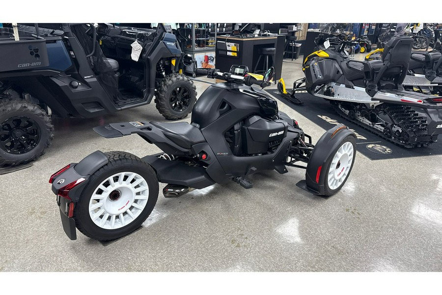 2023 Can-Am RYKER RALLY 900 BK