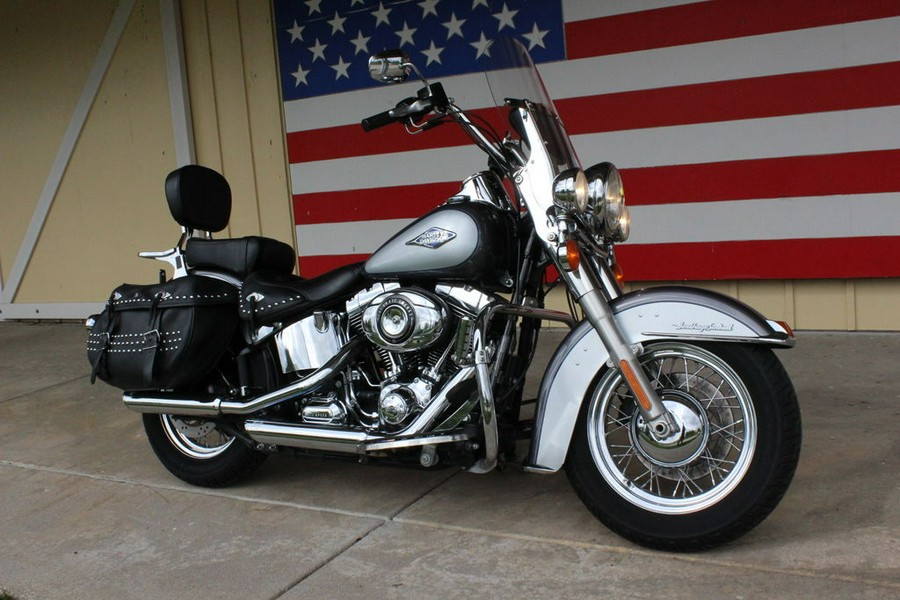 1999 Harley-Davidson® FLSTC - Heritage Softail® Classic