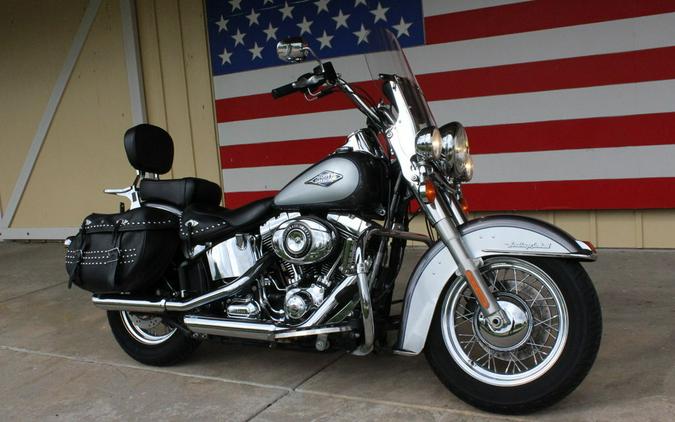 1999 Harley-Davidson® FLSTC - Heritage Softail® Classic