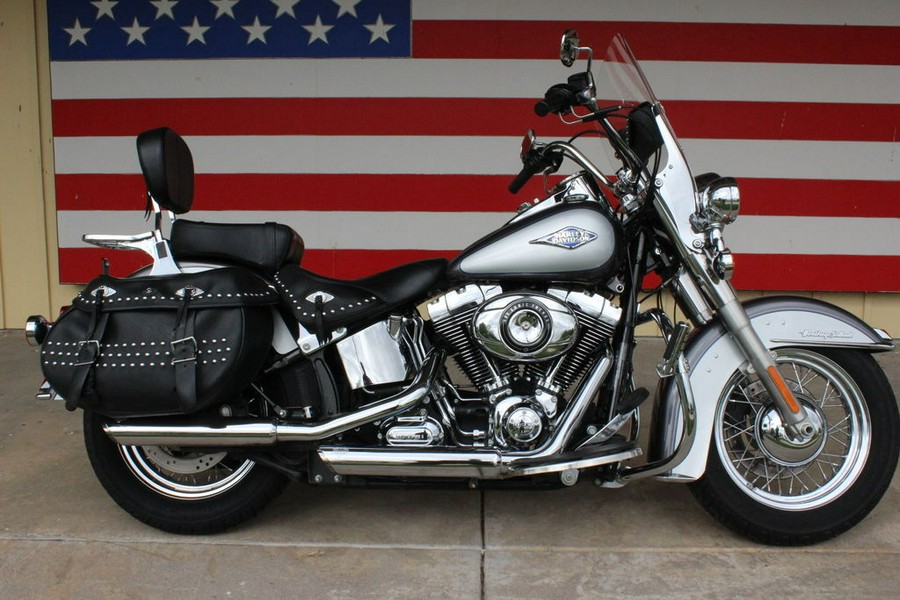 1999 Harley-Davidson® FLSTC - Heritage Softail® Classic