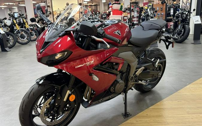2025 Triumph Daytona 660 Carnival Red/Sapphire Black