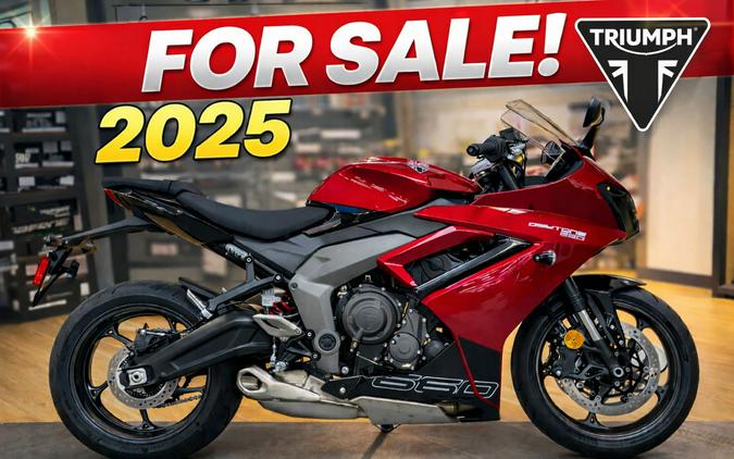 2025 Triumph Daytona 660 Carnival Red/Sapphire Black