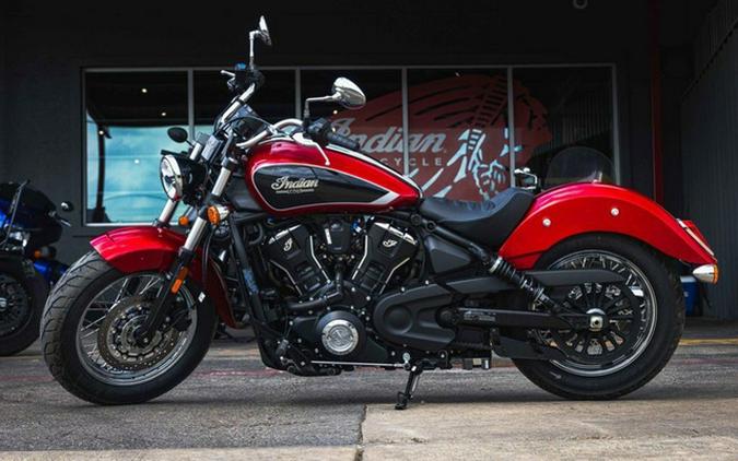 2025 Indian Scout Classic Limited +Tech Sunset Red Metallic