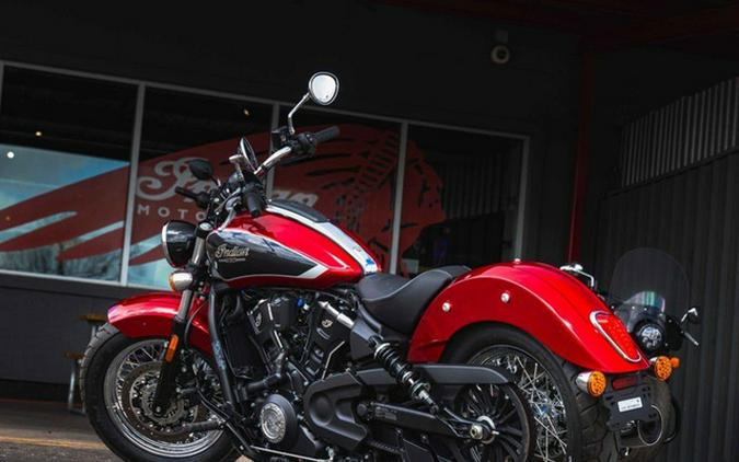 2025 Indian Scout Classic Limited +Tech Sunset Red Metallic