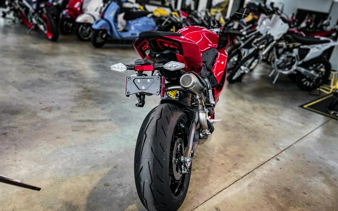 2026 DUCATI PANIGALE V2 896