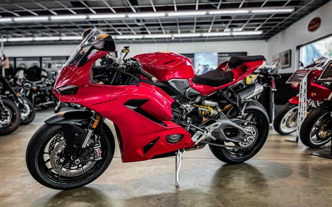 2026 DUCATI PANIGALE V2 896