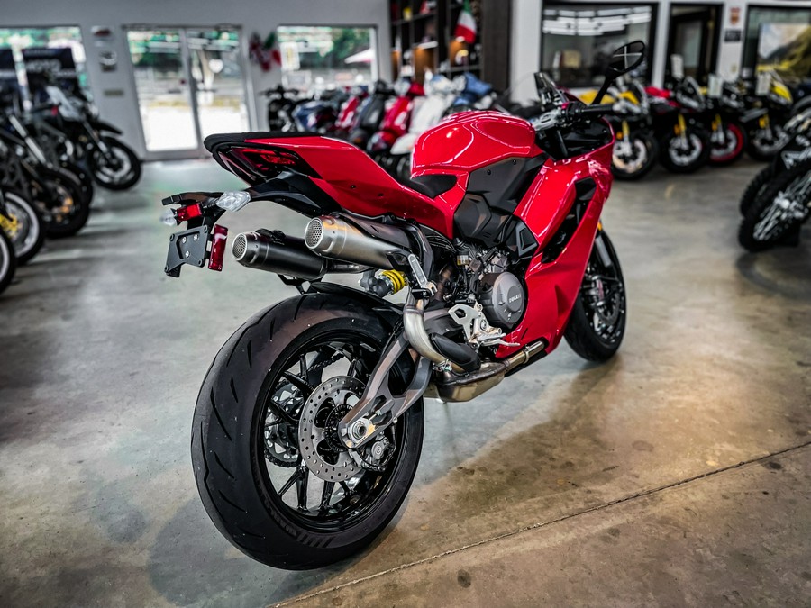 2026 DUCATI PANIGALE V2 896