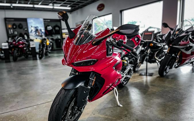 2026 DUCATI PANIGALE V2 896