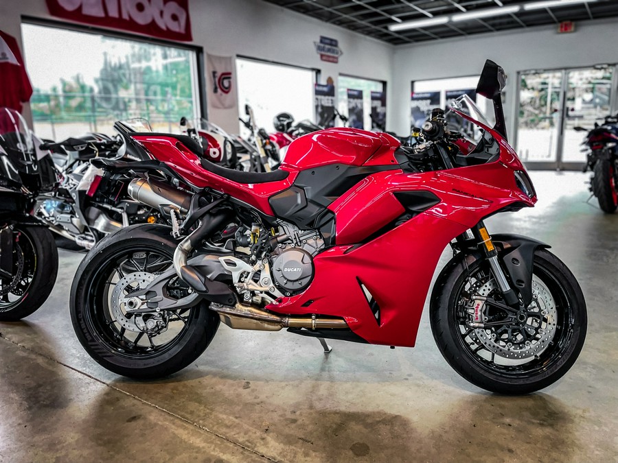 2026 DUCATI PANIGALE V2 896