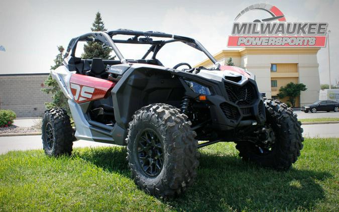 2024 Can-Am Maverick X3 DS Turbo Fiery Red & Hyper Silver