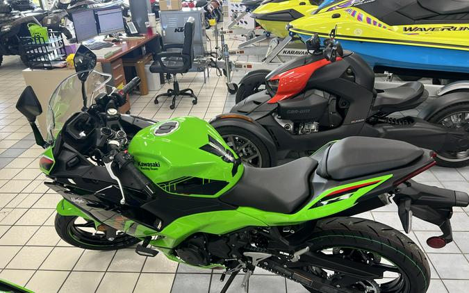 2024 Kawasaki Ninja® 500 KRT Edition SE ABS