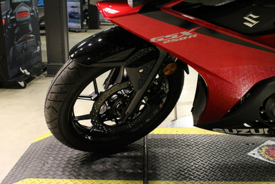 2025 Suzuki GSX 250R ABS