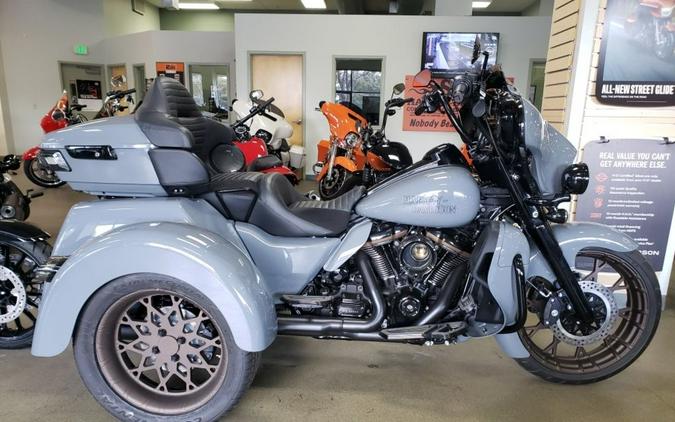 2022 Harley-Davidson® FLHTCUTG - Tri Glide Ultra Custom