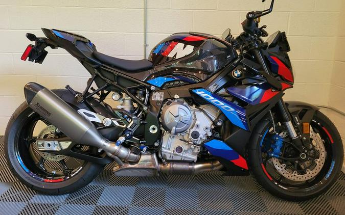 new 2024 BMW M 1000 R