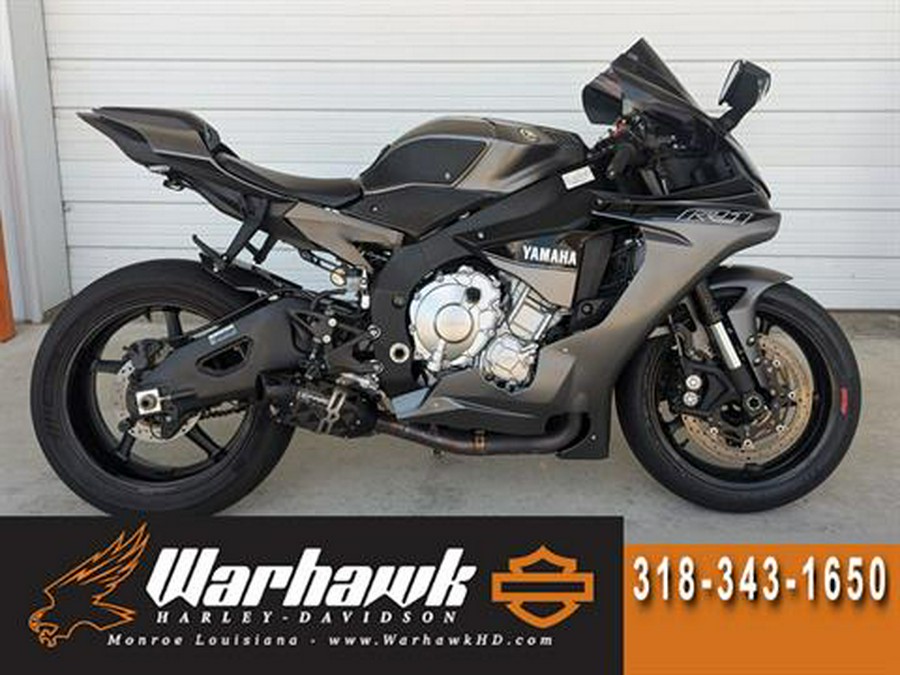 2016 Yamaha YZF-R1S